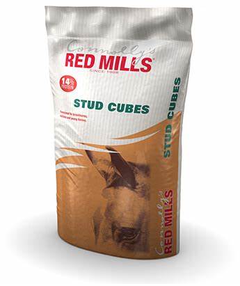 Red Mills Stud Cubes